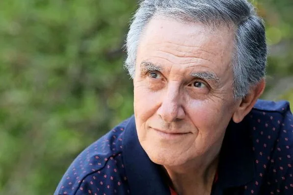 Augusto Varas