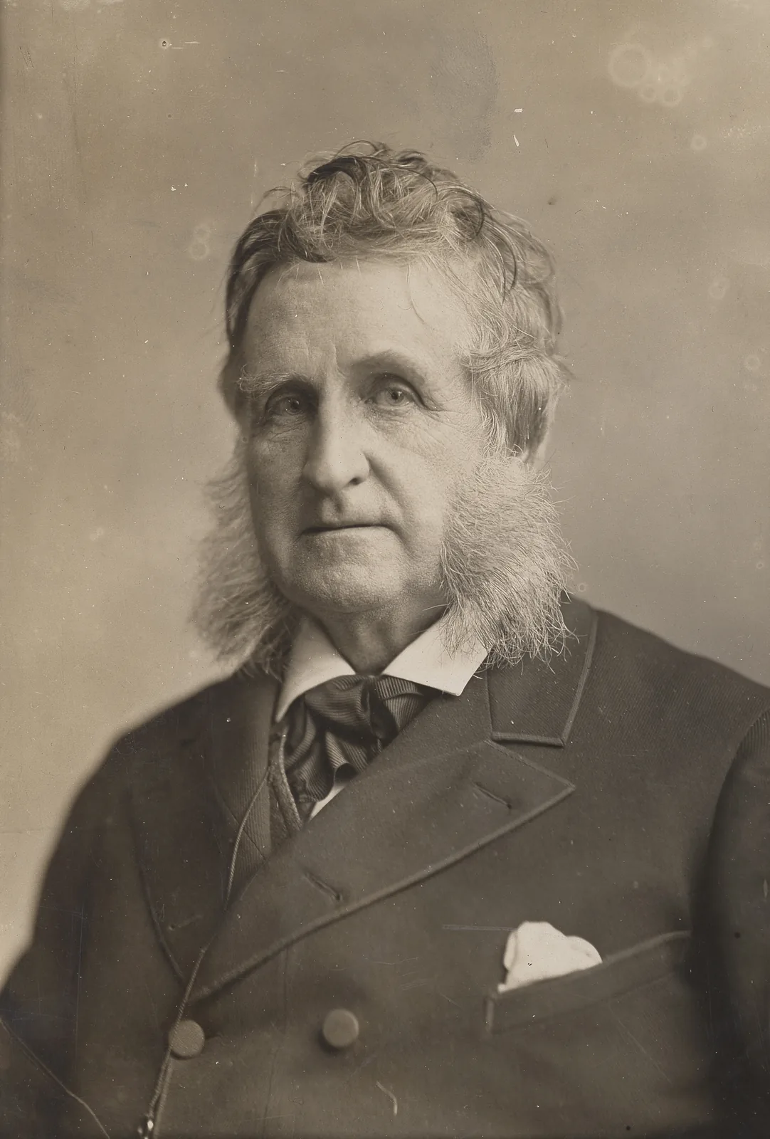 Donald Grant