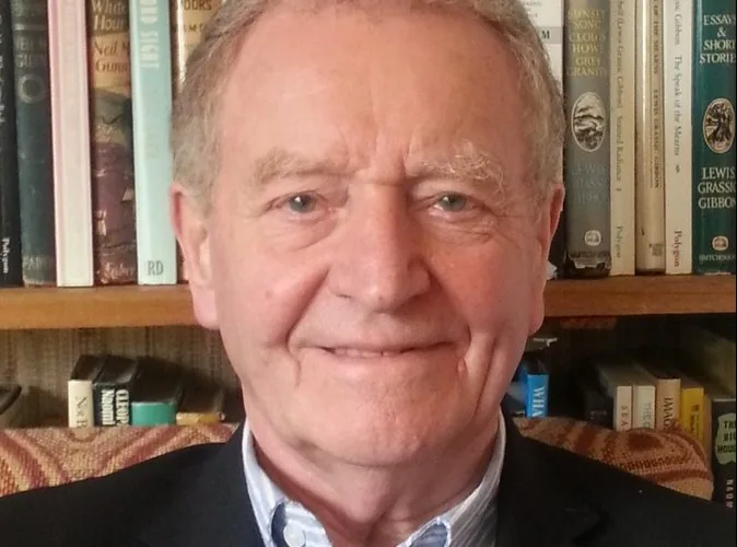 Douglas Gifford