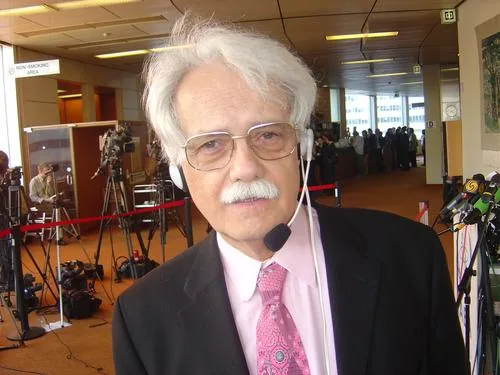 Eduardo Labarca