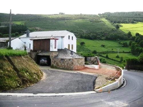 J. Fernández