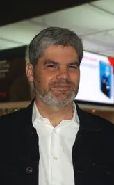 Juan Cristóbal Guarello