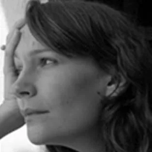 Laura Carlin
