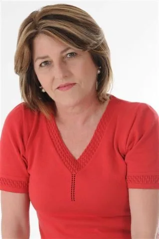 Laura Leuck