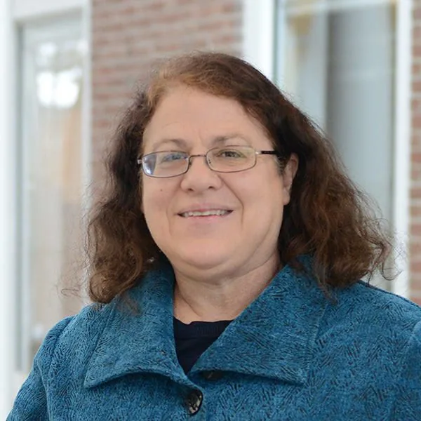 Laura Thayer
