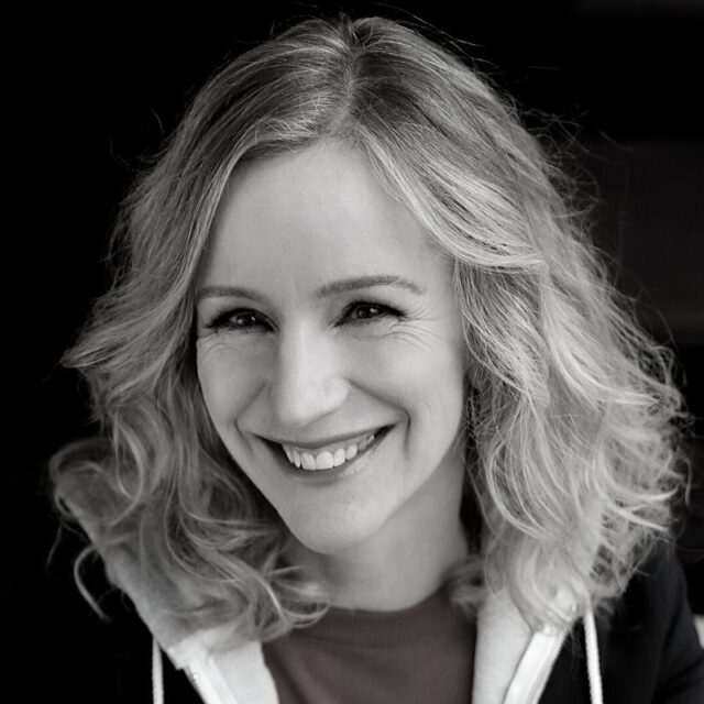 Liz Lee Heinecke