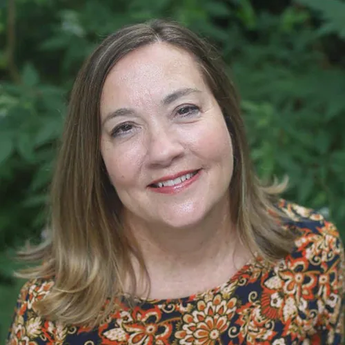 Lynn Cullen