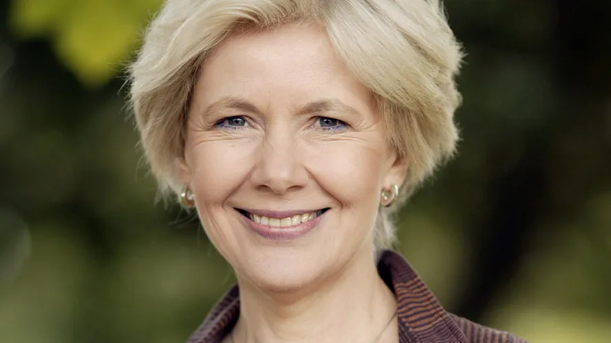 Mary Lawson