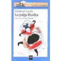 La pulga Rusika (foto copia)