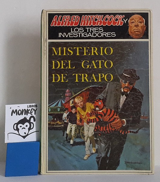 Los tres investigadores: Misterio del gato de trapo cover