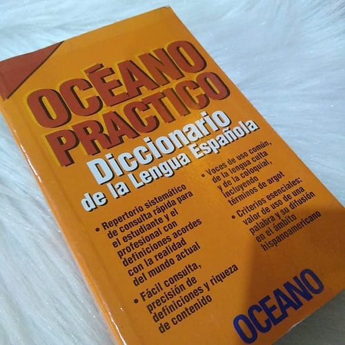 Diccionario   de  la lengua española cover