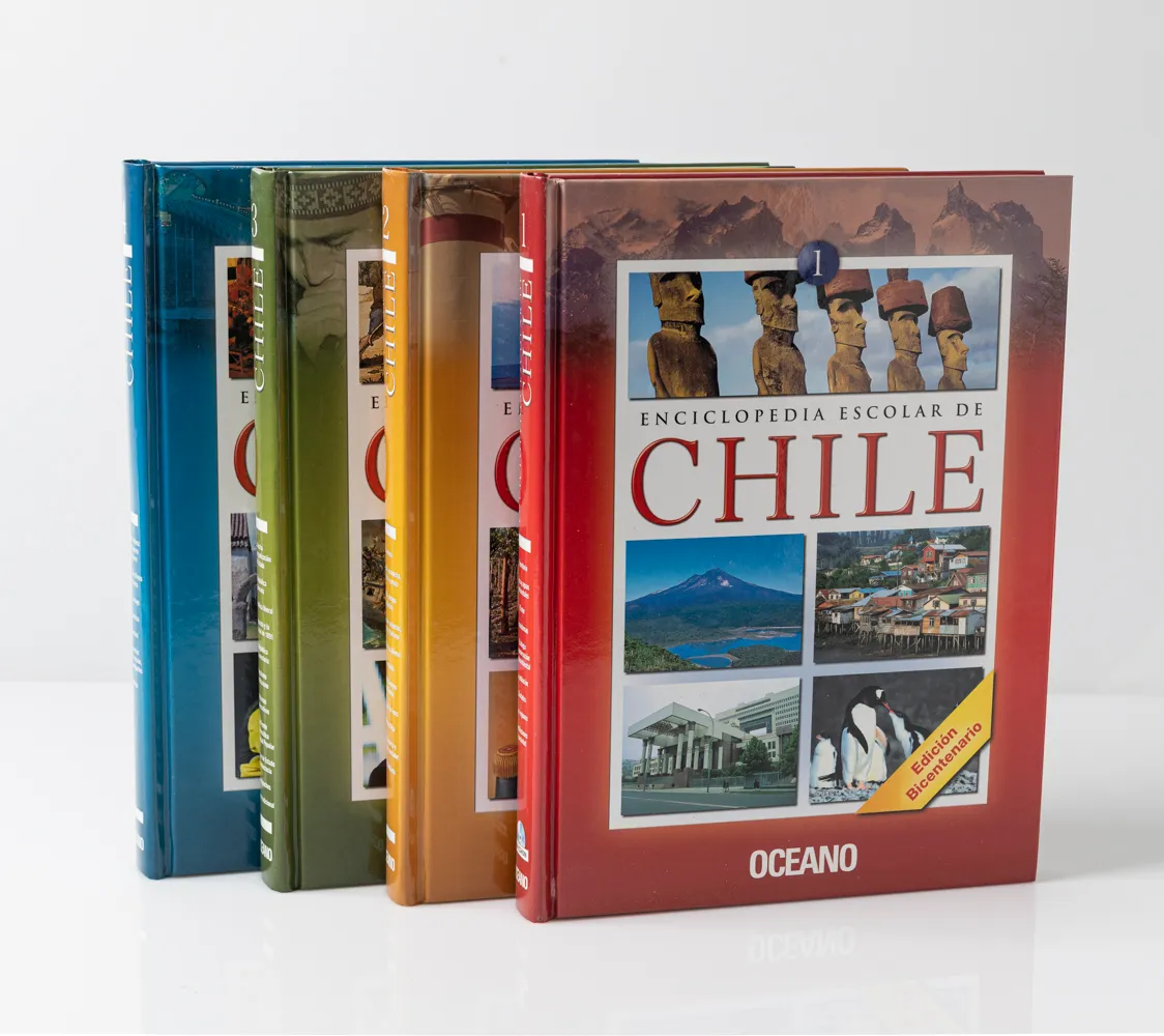 Enciclopedia escolar de Chile cover