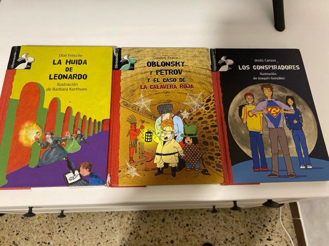 La huida de Leonardo cover