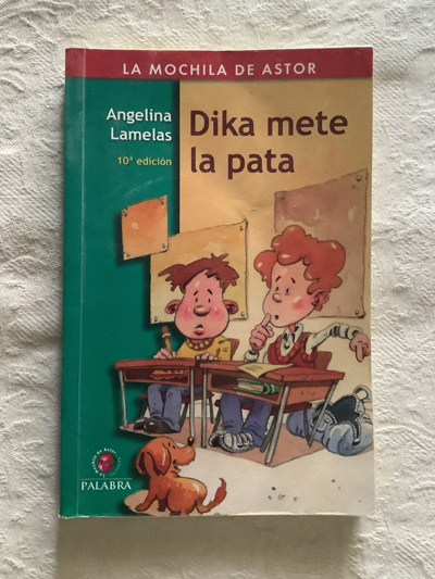 Dika mete la pata.
