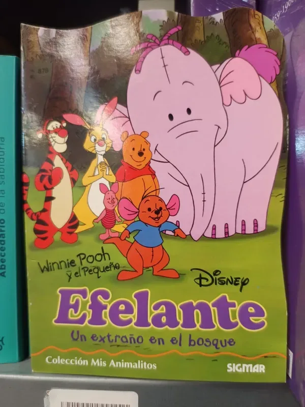 Winnie Pooh y el pequeño elefante cover