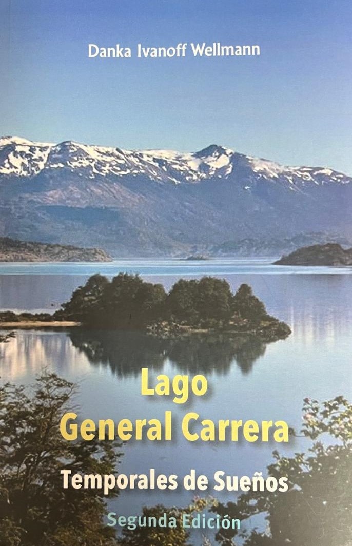 Lago General Carrera. cover