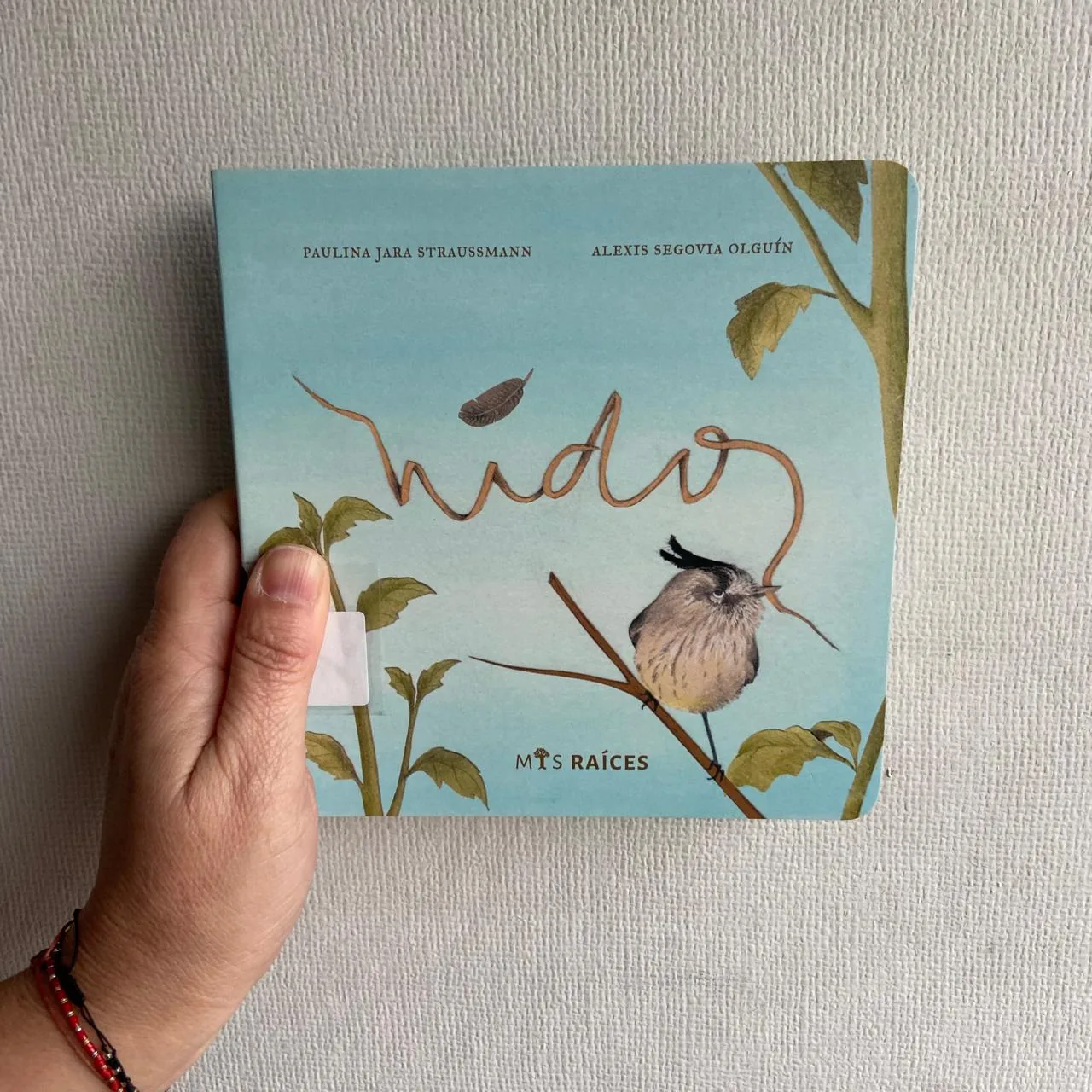 Nidos cover
