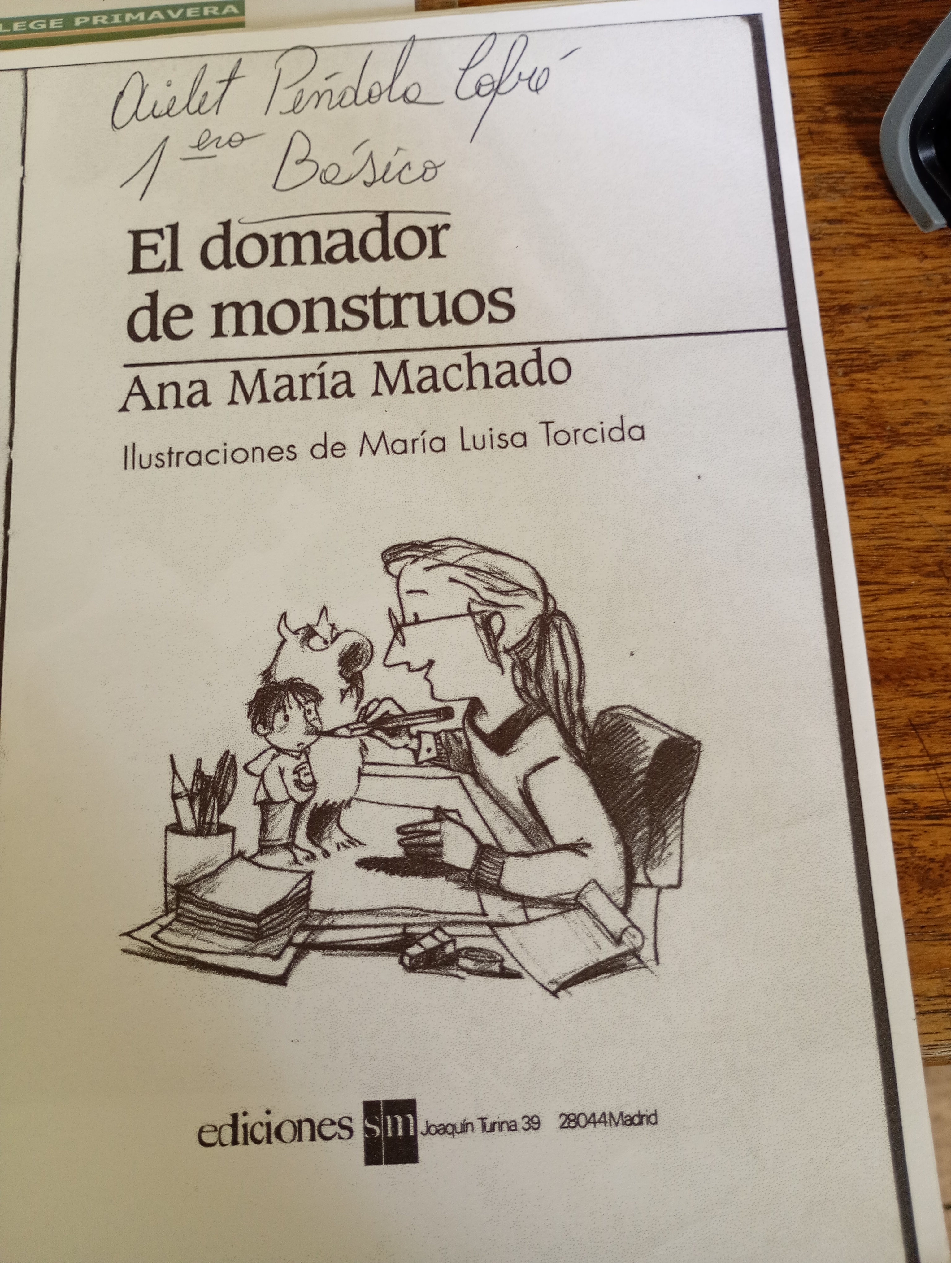 El dominador de Monstruos cover