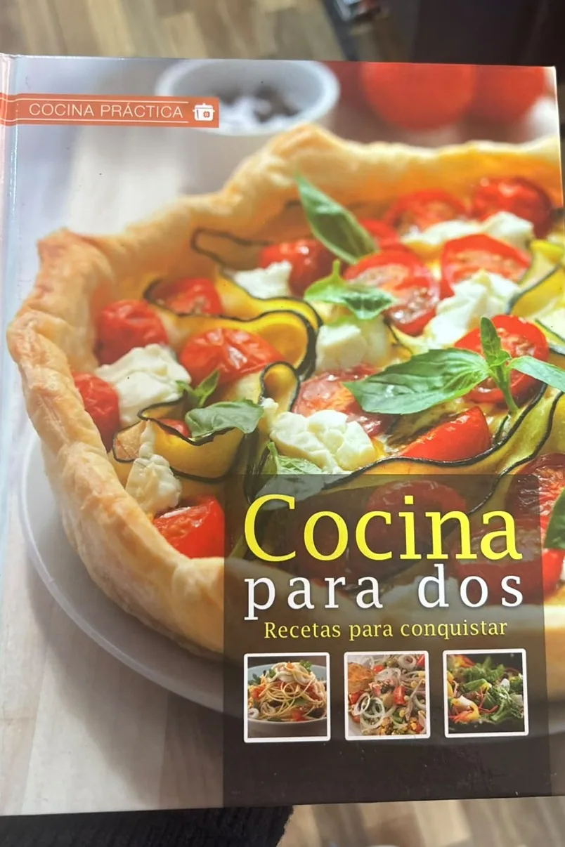Cocina para dos cover