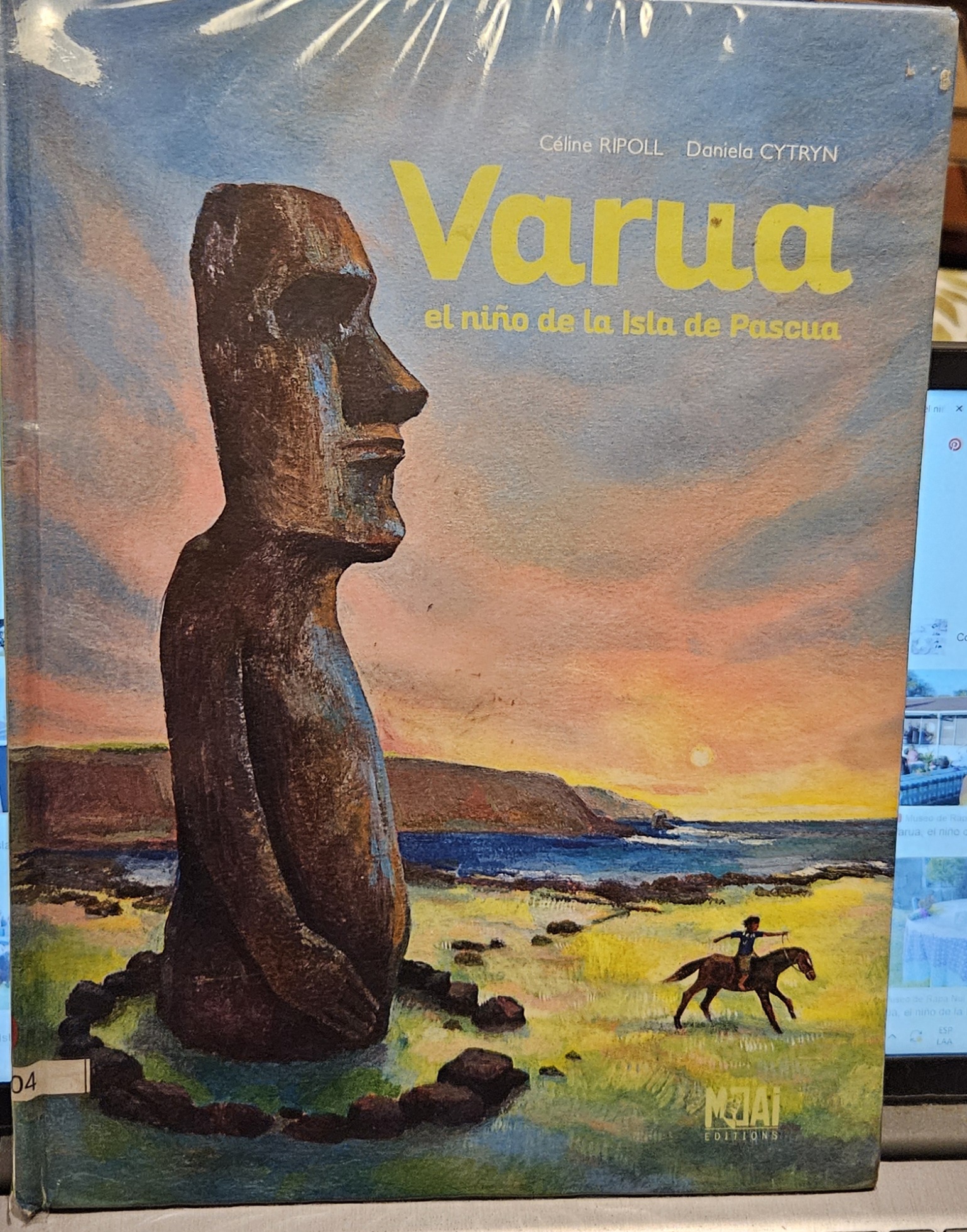 Varua el niño de la Isla de Pascua cover